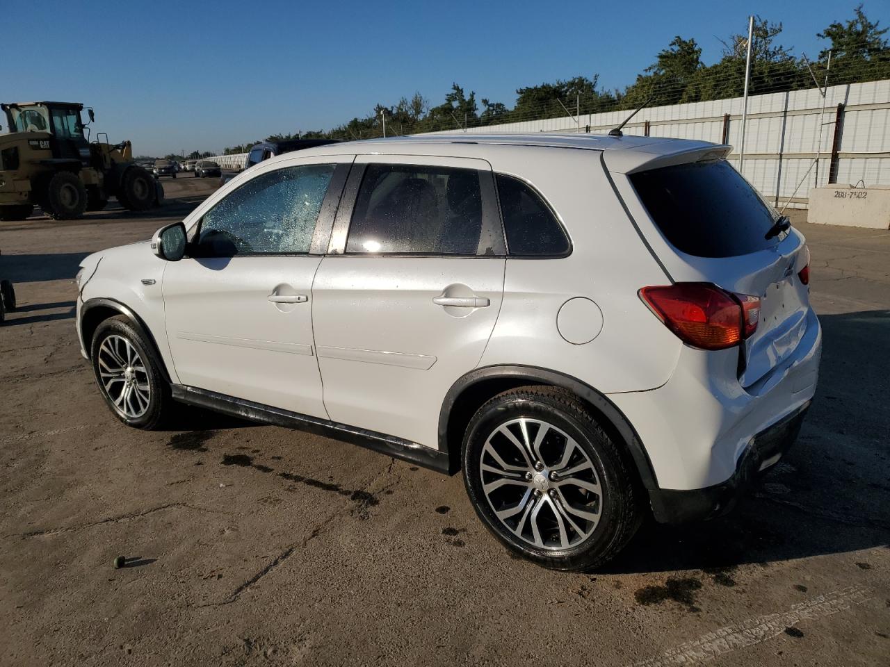Obraz 2 z 2016 MITSUBISHI OUTLANDER SPORT ES 2016 z VIN JA4AR3AU3GZ035046