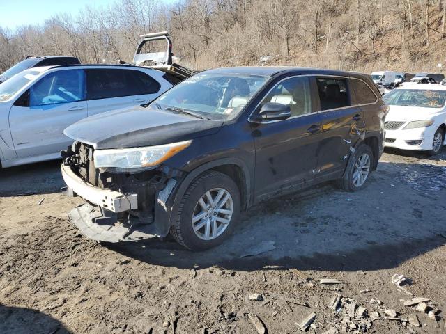 Image 1 of 2015 TOYOTA HIGHLANDER LE 2015 with VIN 5TDBKRFH2FS193309