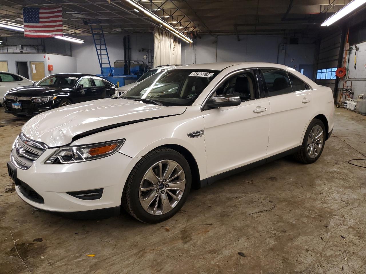 Image 1 of 2011 FORD TAURUS LIMITED 2011 with VIN 1FAHP2FW2BG186596