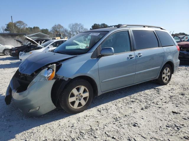 Image 1 of 2010 TOYOTA SIENNA XLE 2010 with VIN 5TDYK4CC5AS321363
