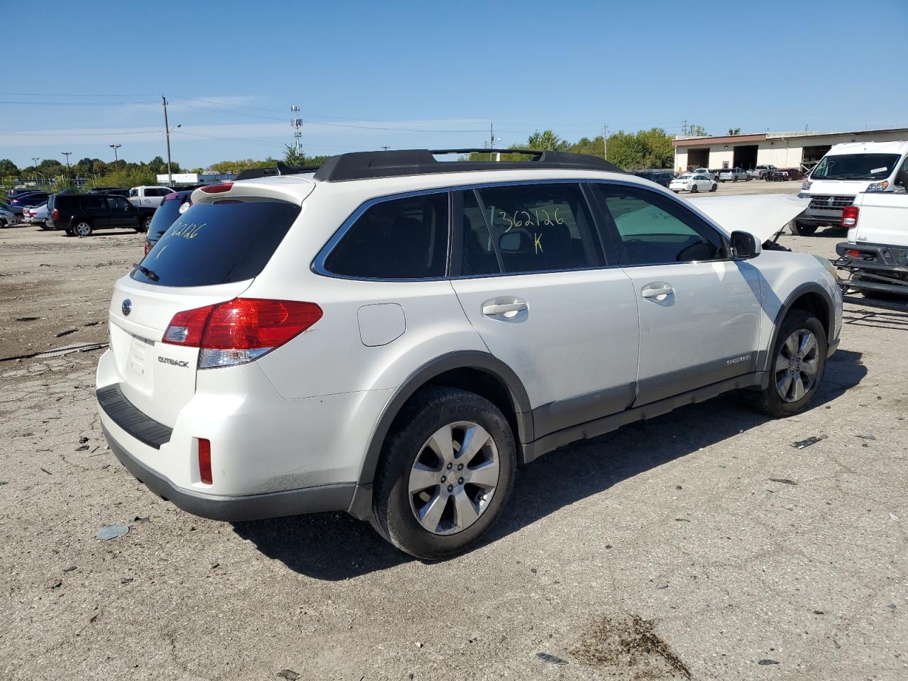 Obraz 3 z 2011 SUBARU OUTBACK 2.5I LIMITED 2011 z VIN 4S4BRCKC4B3362126