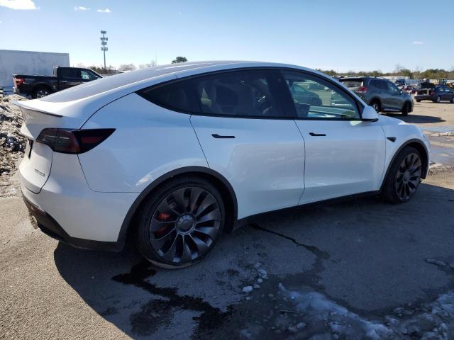 Obraz 3 z 2022 TESLA MODEL Y  2022 z VIN 7SAYGDEF7NF462974