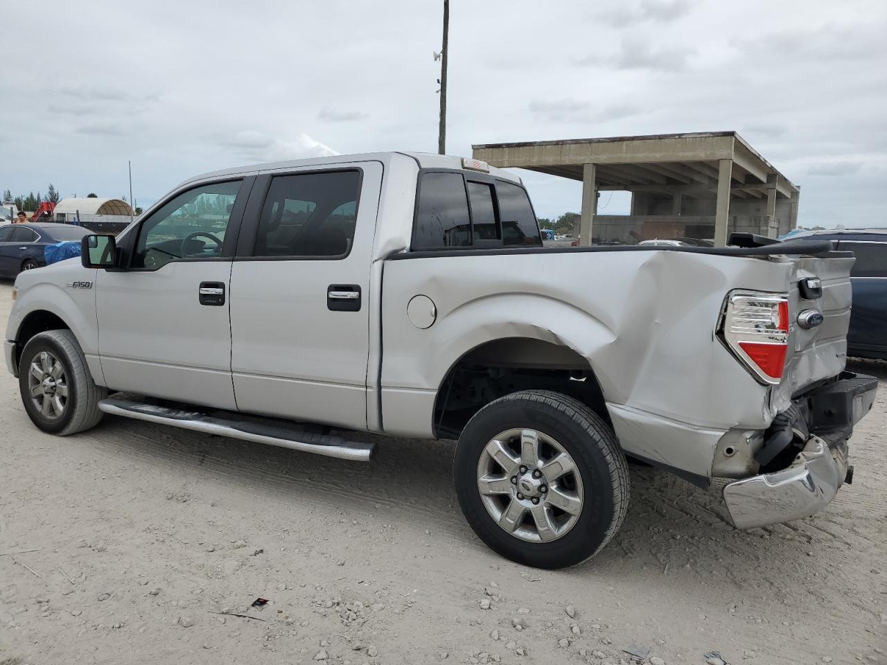 Изображение 2 2014 FORD F150 SUPERCREW 2014 с VIN 1FTFW1CF2EKF69751
