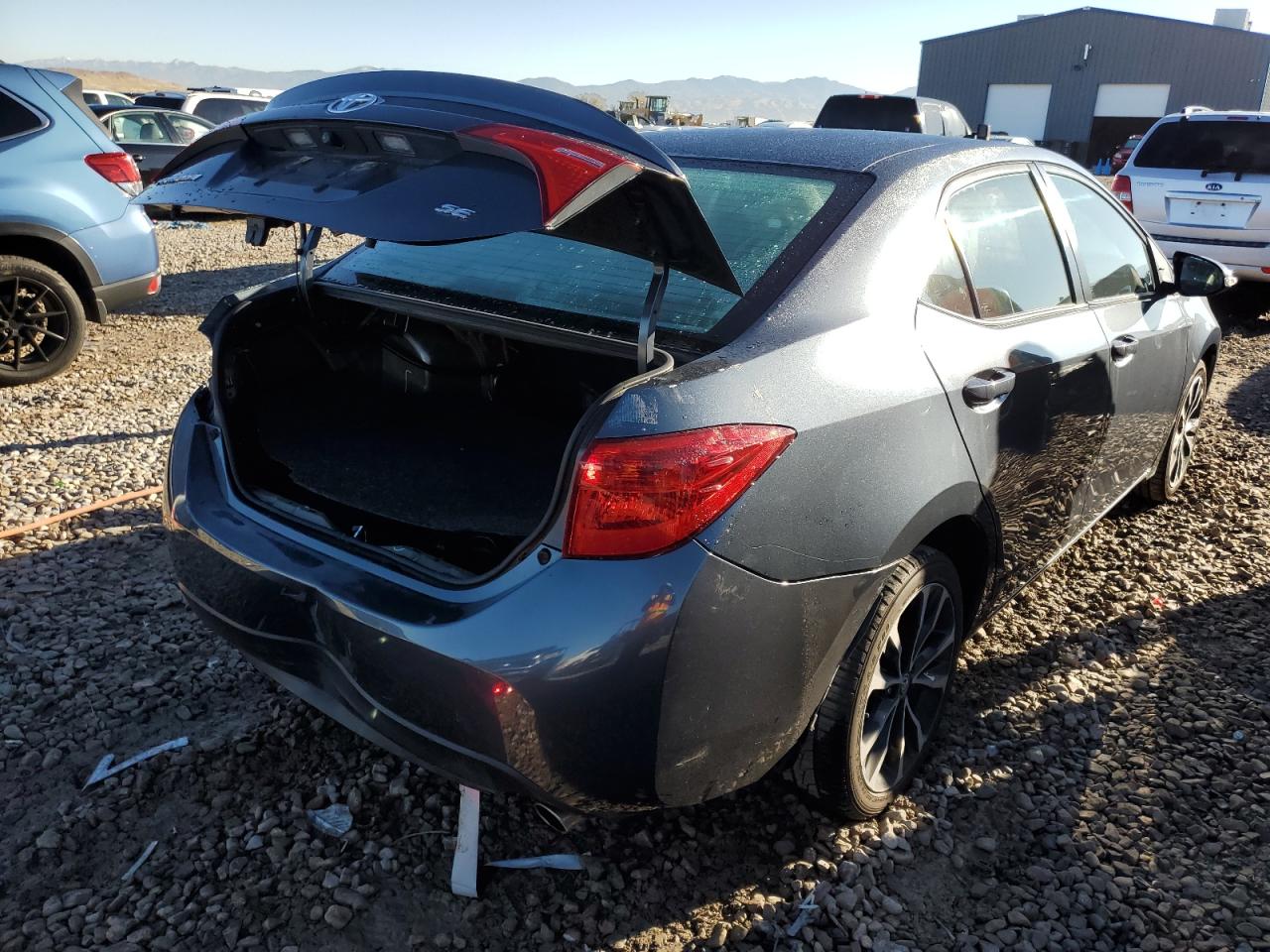 Изображение 3 2017 TOYOTA COROLLA L 2017 с VIN 2T1BURHE9HC925461