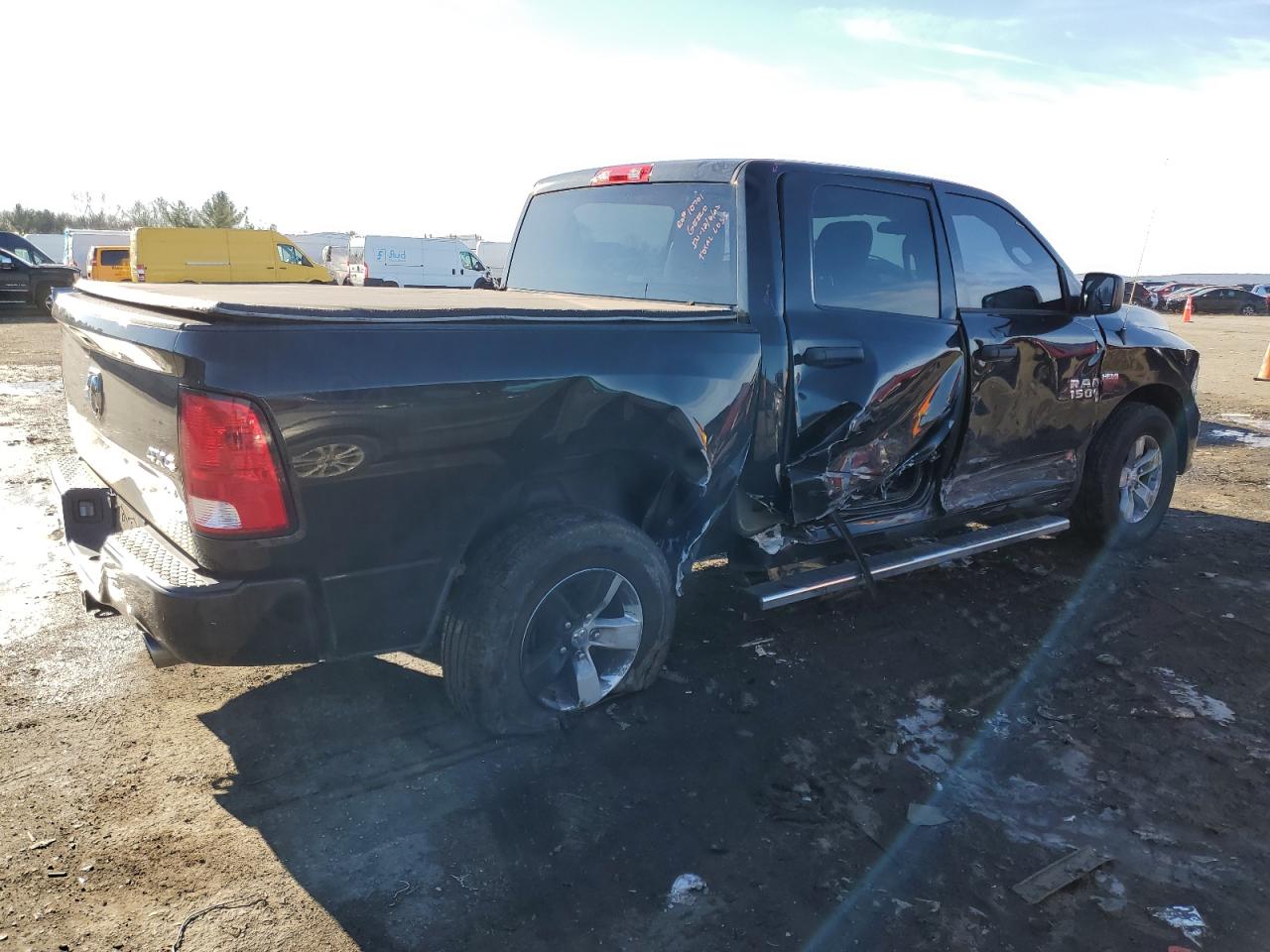 Obraz 3 z 2017 RAM 1500 ST 2017 z VIN 3C6RR7KT5HG793923
