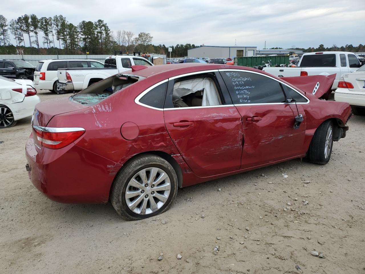 Изображение 3 2015 BUICK VERANO  2015 с VIN 1G4PP5SK6F4214736