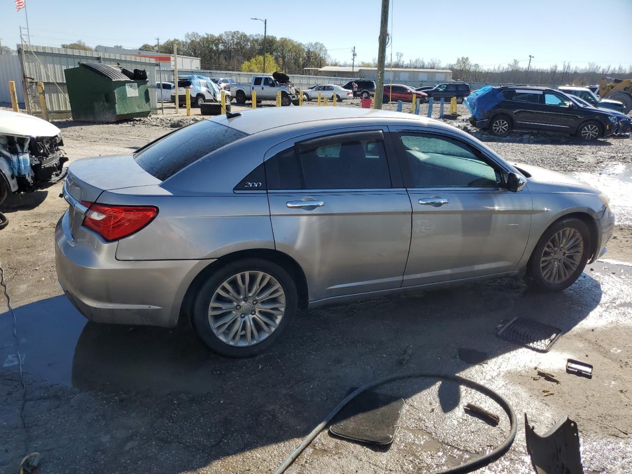 Изображение 3 2013 CHRYSLER 200 LIMITED 2013 с VIN 1C3CCBCG8DN711371