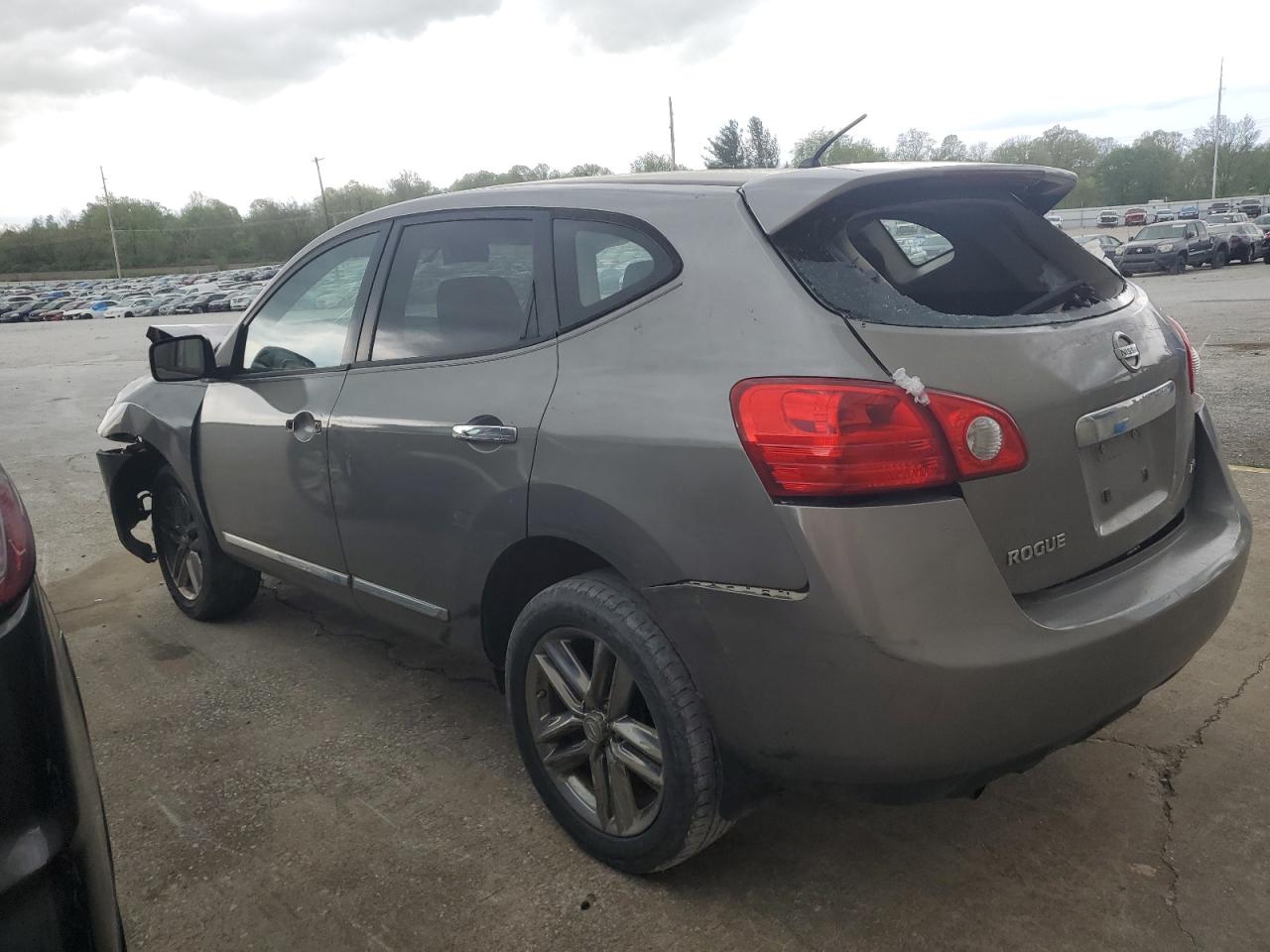 Image 2 of 2011 NISSAN ROGUE S 2011 with VIN JN8AS5MV1BW661655