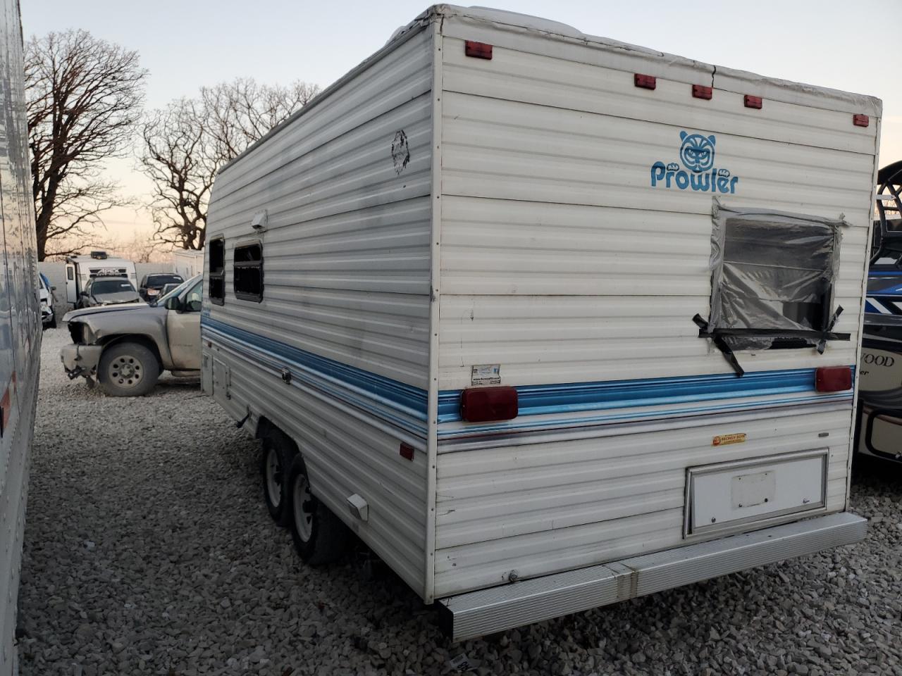 Image 3 of 1996 FLEETWOOD PROWLER 1996 with VIN 1EC1N1920T2878904