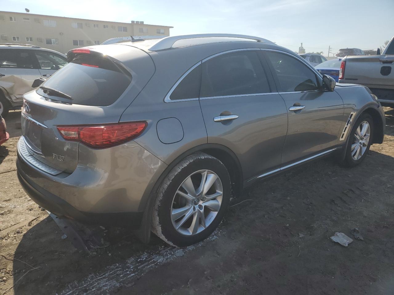 Image 3 of 2013 INFINITI FX37  2013 with VIN JN8CS1MU8DM140214