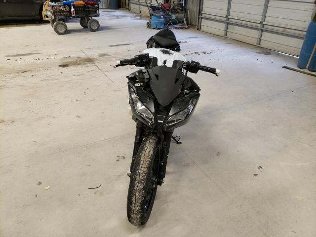 Image 2 of 2013 KAWASAKI EX300 B 2013 with VIN JKAEX8B17DDA02135