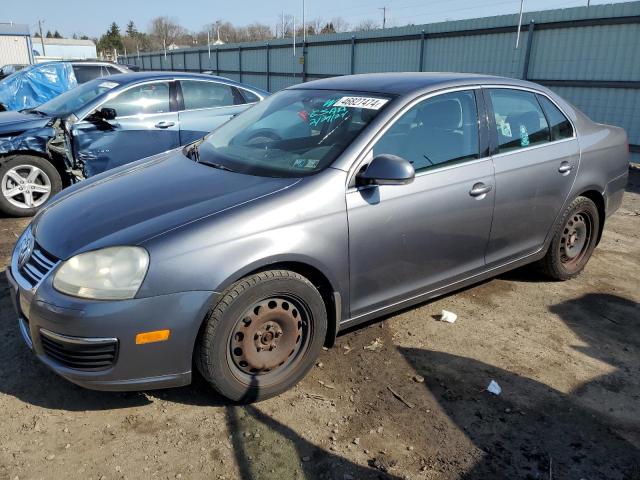 Image 1 of 2005 VOLKSWAGEN NEW JETTA 2.5 2005 with VIN 3VWRG71KX5M646918