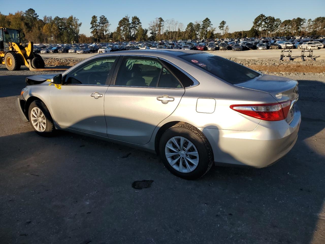 Image 2 of 2016 TOYOTA CAMRY LE 2016 with VIN 4T1BF1FK8GU575614