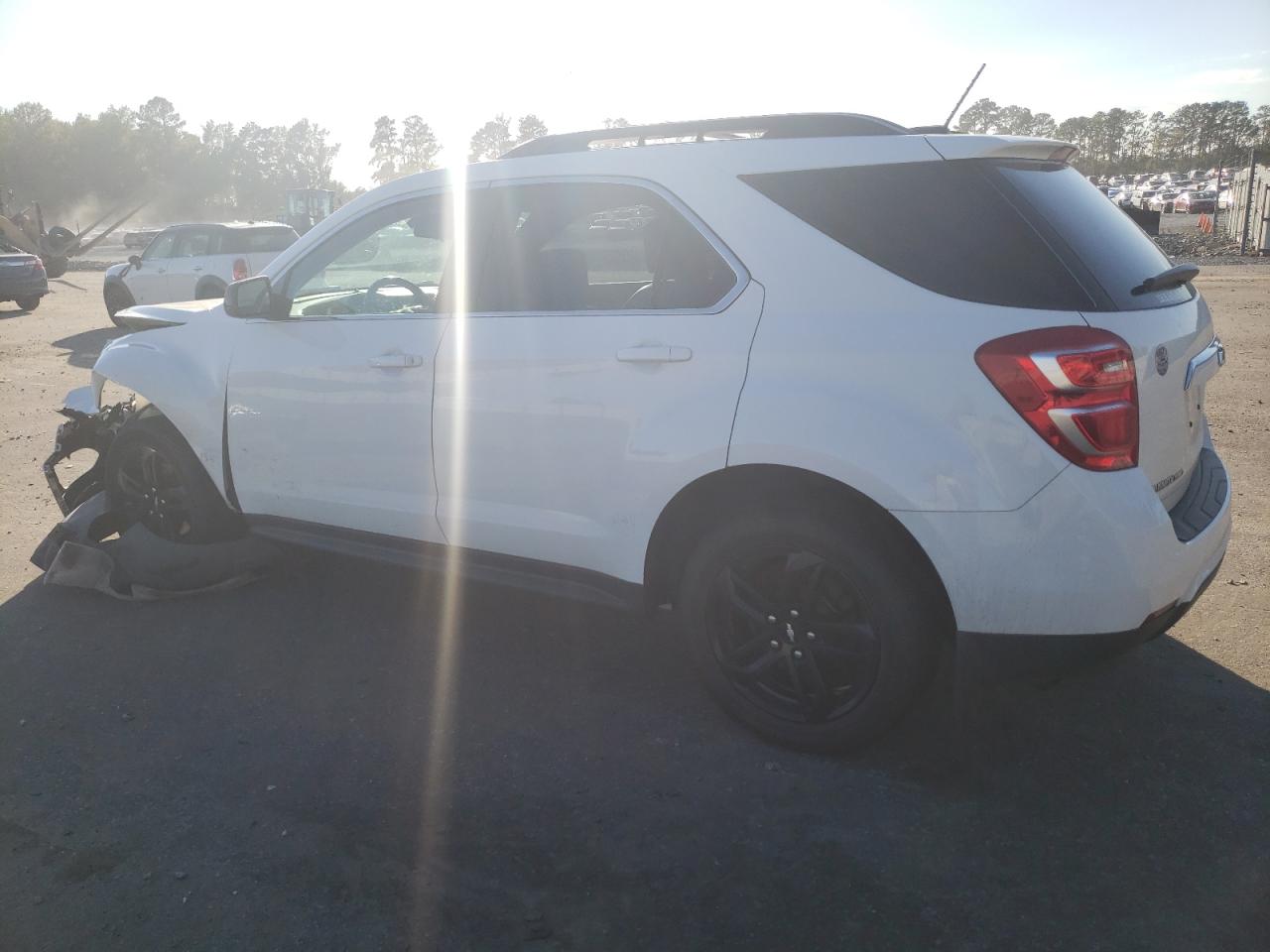 Изображение 2 2017 CHEVROLET EQUINOX LT 2017 с VIN 2GNFLFEK1H6300526