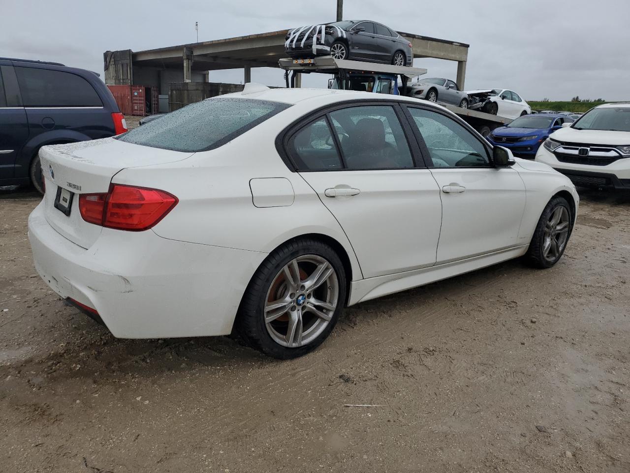 Image 3 of 2013 BMW 328 XI 2013 with VIN WBA3B3C55DJ698148