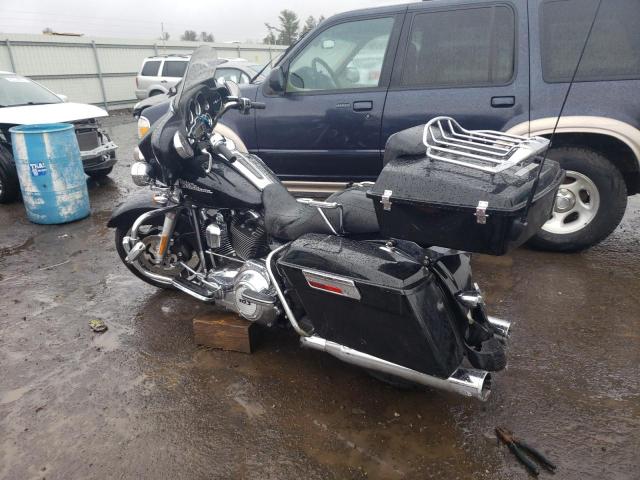 Image 3 of 2012 HARLEY-DAVIDSON FLHX STREET GLIDE 2012 with VIN 1HD1KBM19CB606496