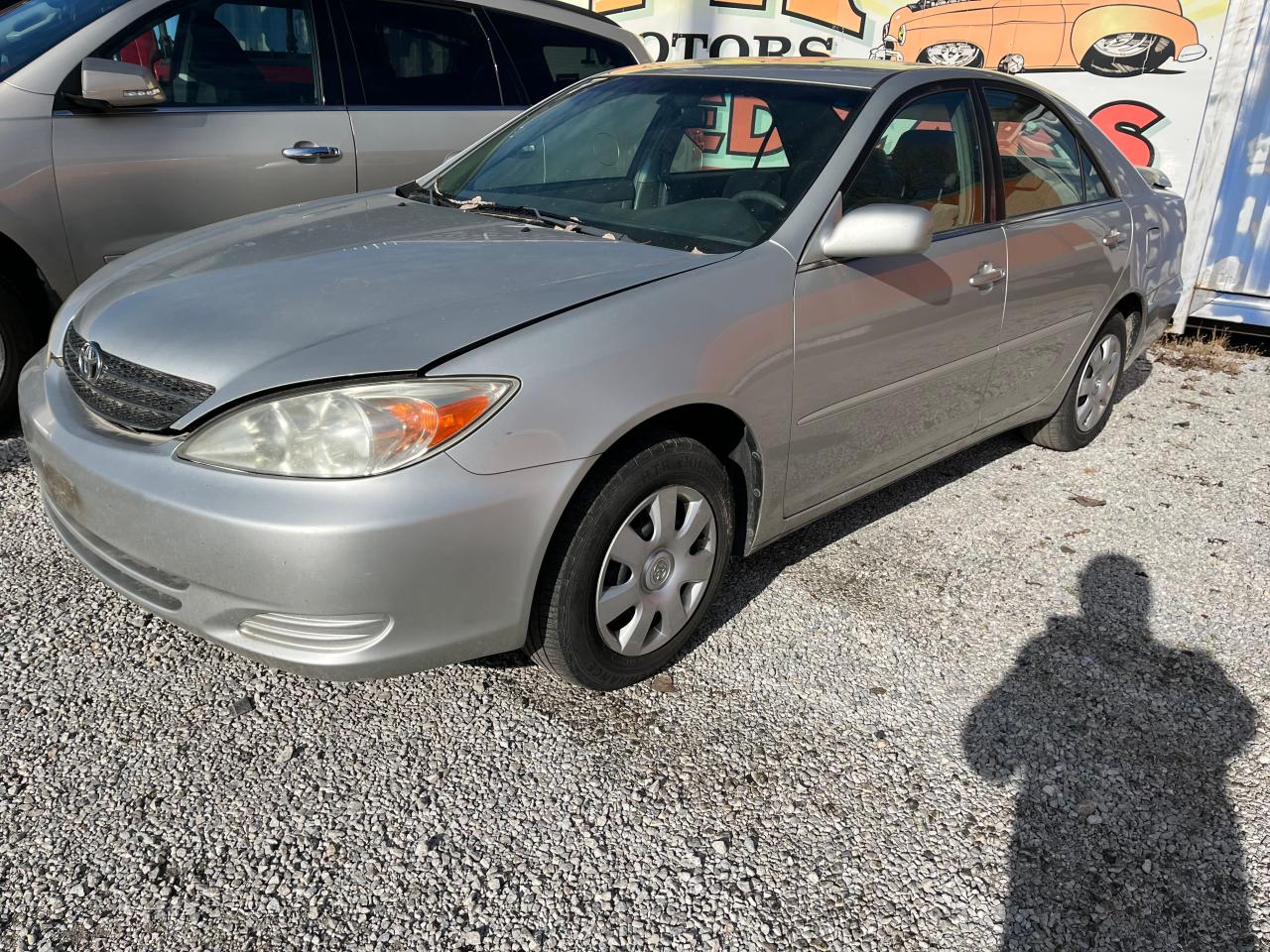 Obraz 2 z 2003 TOYOTA CAMRY LE 2003 z VIN 4T1BE32K43U161177