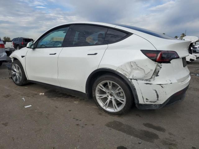 Obraz 2 z 2022 TESLA MODEL Y  2022 z VIN 7SAYGDEE6NF424949