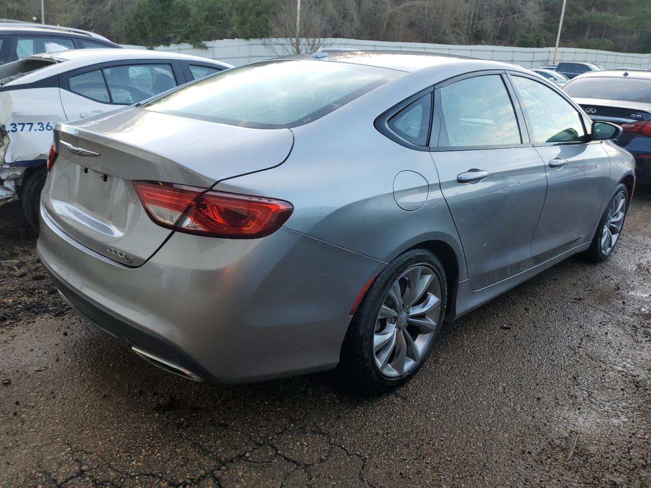 Obraz 3 z 2015 CHRYSLER 200 S 2015 z VIN 1C3CCCBG2FN517591