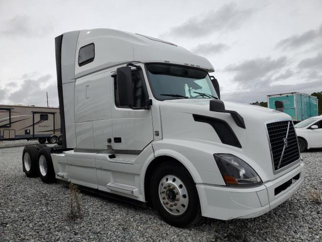 Image 1 of 2017 VOLVO VN VNL 2017 with VIN 4V4NC9EG7HN983339