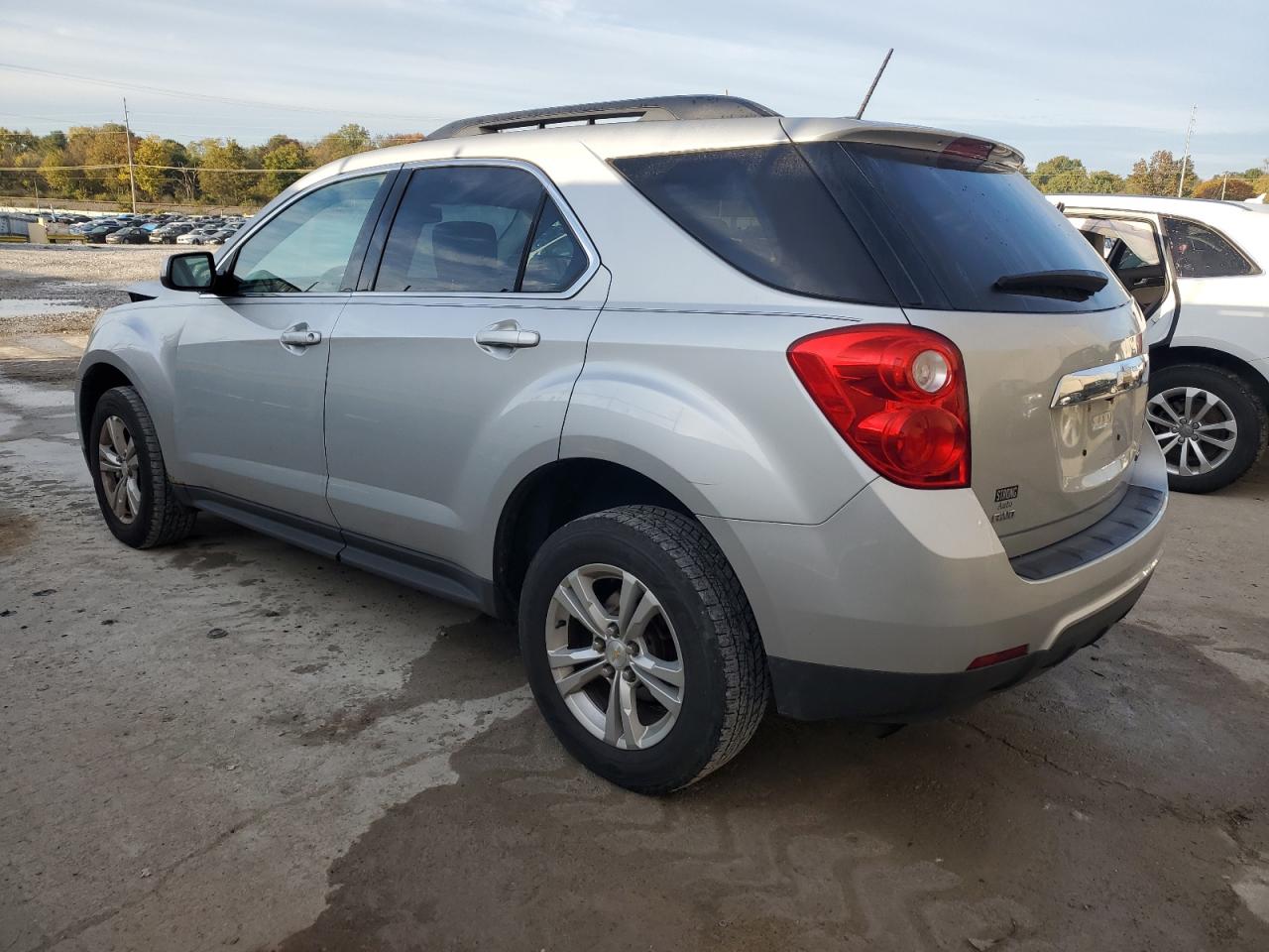 Image 2 of 2015 CHEVROLET EQUINOX LT 2015 with VIN 2GNFLGEK7F6221235