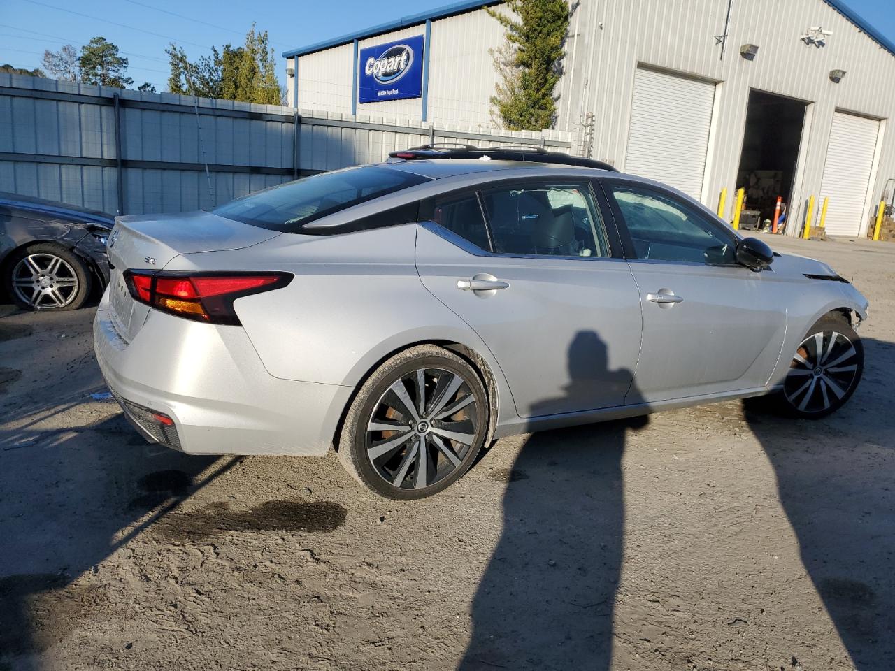 Image 3 of 2022 NISSAN ALTIMA SR 2022 with VIN 1N4BL4CV0NN317923