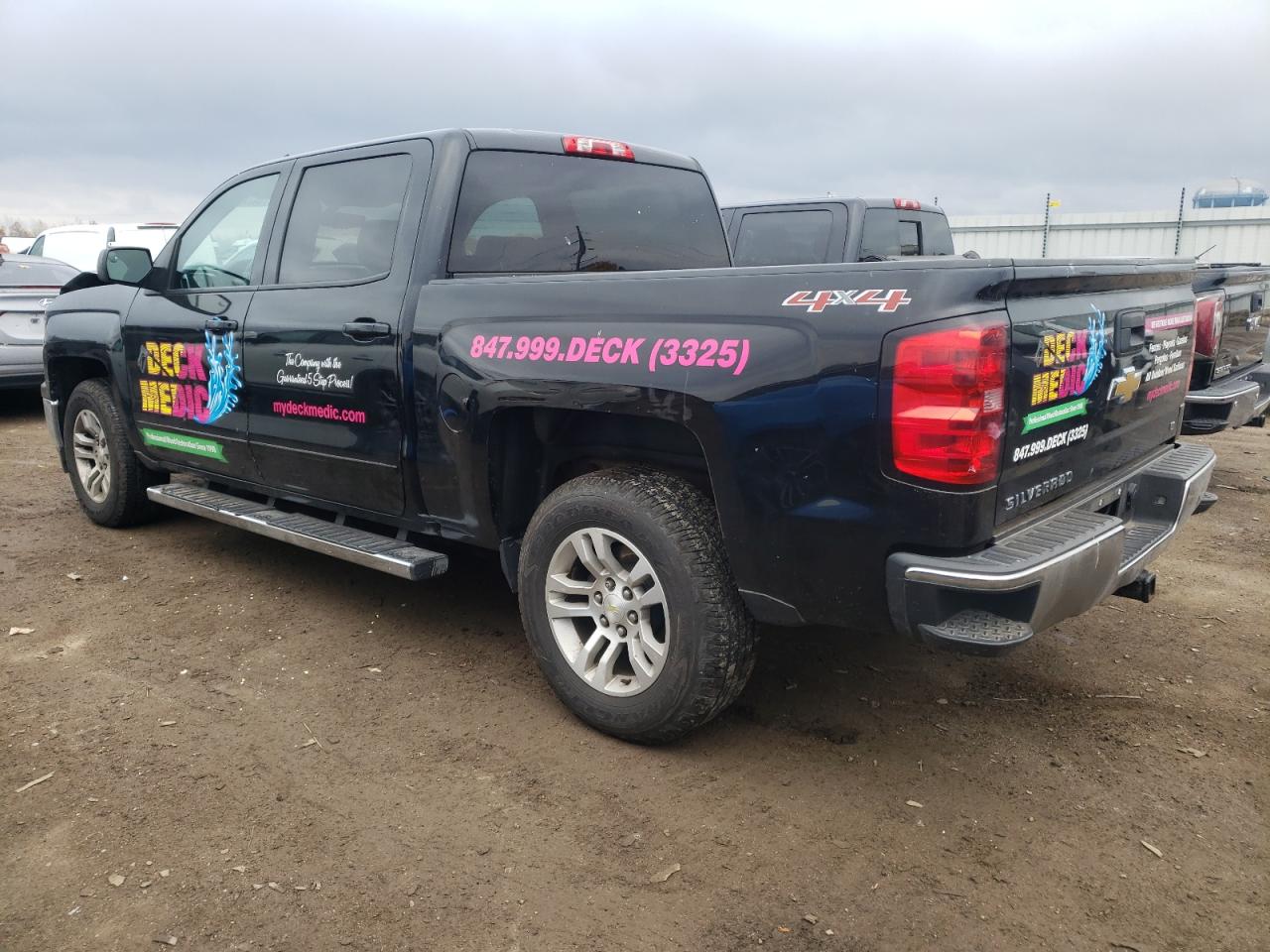 Image 2 of 2015 CHEVROLET SILVERADO K1500 LT 2015 with VIN 3GCUKREC8FG143365