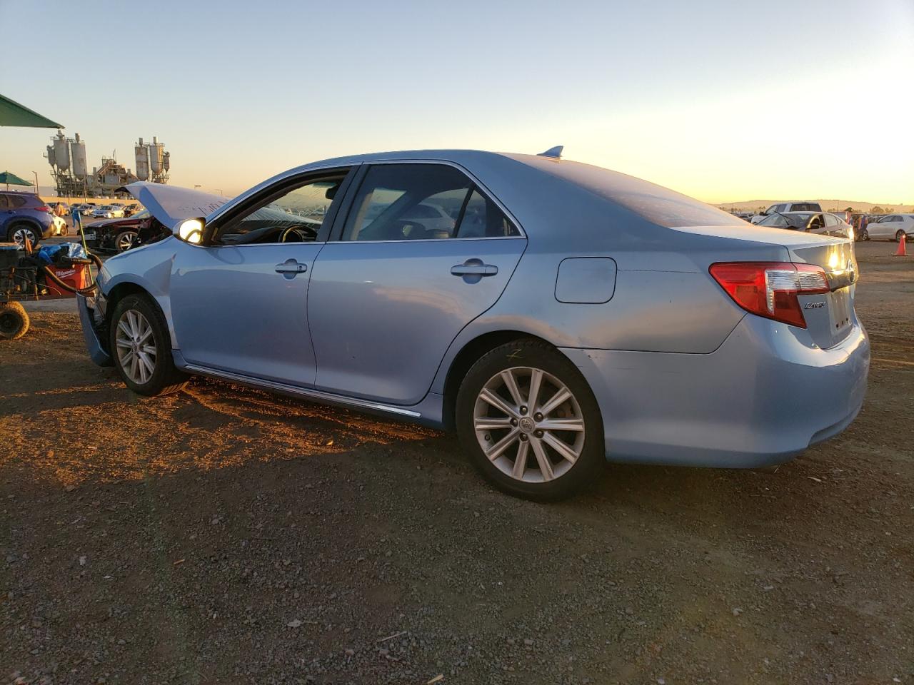 Obraz 2 z 2012 TOYOTA CAMRY SE 2012 z VIN 4T1BK1FKXCU513203