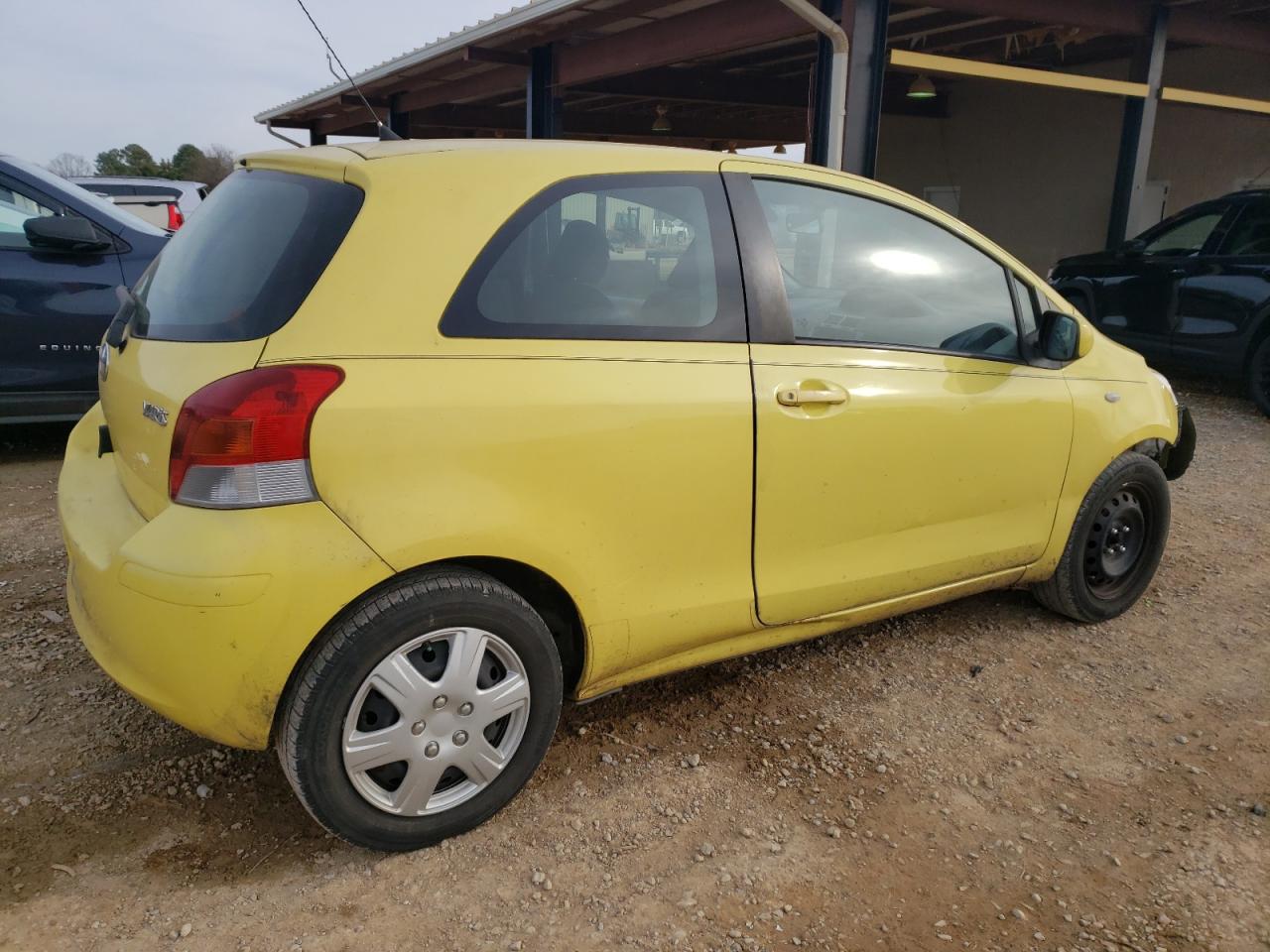 Image 3 of 2009 TOYOTA YARIS  2009 with VIN JTDJT903495252781