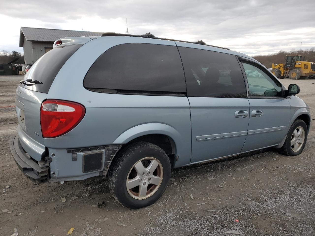 Image 3 of 2005 DODGE GRAND CARAVAN SXT 2005 with VIN 2D8GP44L75R458820