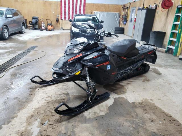 Изображение 2 2020 SKI DOO RENEGADE 2020 с VIN 2BPSURLA0LV000054