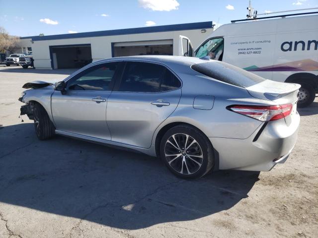Obraz 2 z 2020 TOYOTA CAMRY SE 2020 z VIN 4T1G11AKXLU887150