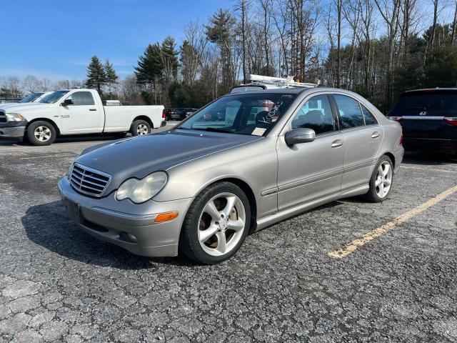 Obraz 2 z 2005 MERCEDES-BENZ C 230K SPORT SEDAN 2005 z VIN WDBRF40J15A704567