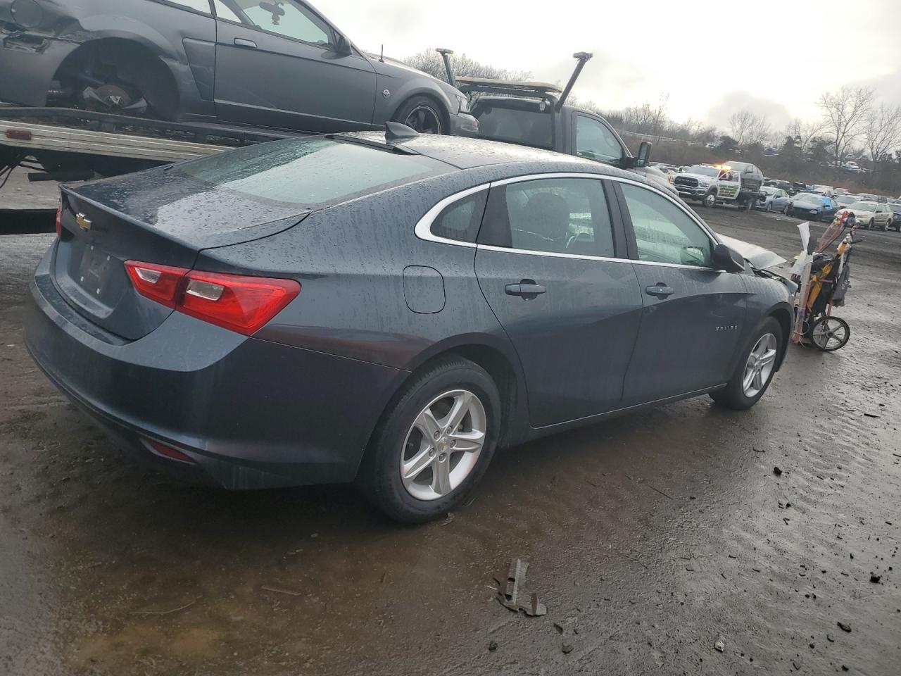Obraz 3 z 2020 CHEVROLET MALIBU LS 2020 z VIN 1G1ZB5STXLF129928