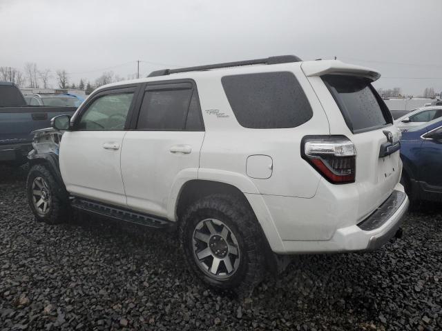 Изображение 2 2020 TOYOTA 4RUNNER SR5/SR5 PREMIUM 2020 с VIN JTEBU5JR9L5738129