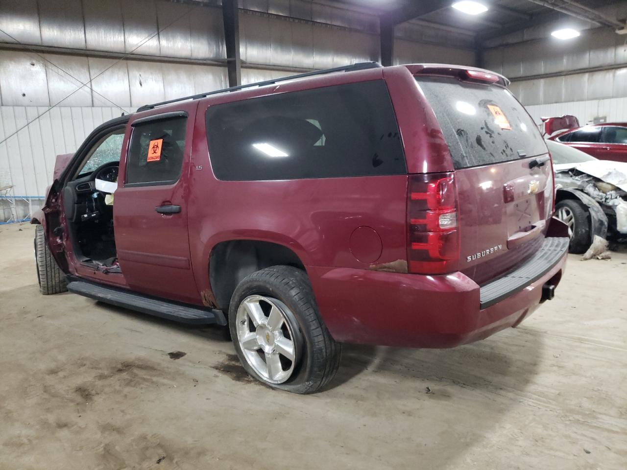 Изображение 2 2007 CHEVROLET SUBURBAN K1500 2007 с VIN 1GNFK16347J210480