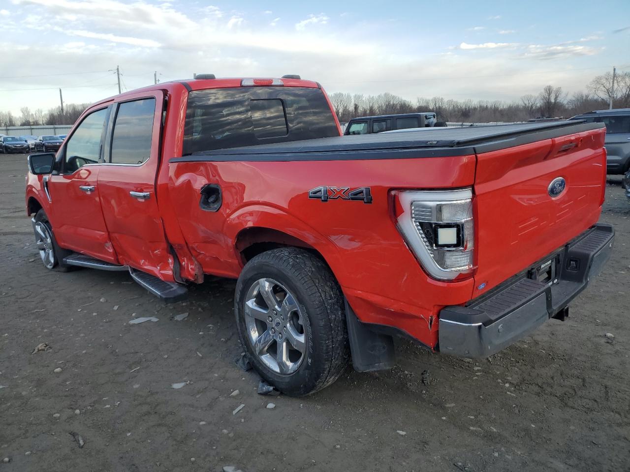 Изображение 2 2021 FORD F150 SUPERCREW 2021 с VIN 1FTFW1E57MKE19136