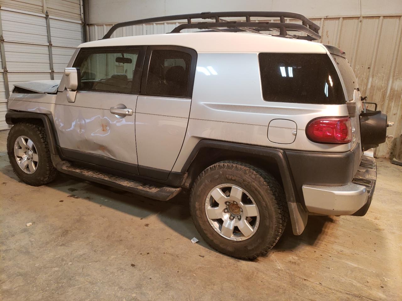 Image 2 of 2008 TOYOTA FJ CRUISER  2008 with VIN JTEZU11F08K005487
