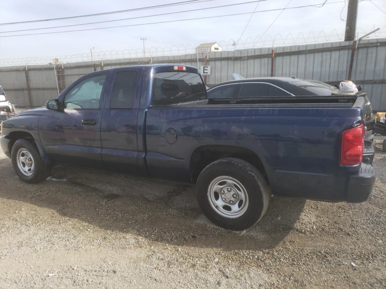 Obraz 2 z 2005 DODGE DAKOTA ST 2005 z VIN 1D7HE22K05S273200