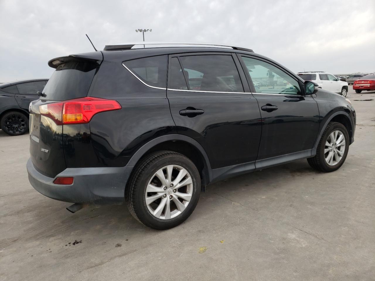 Изображение 3 2014 TOYOTA RAV4 LIMITED 2014 с VIN 2T3YFREV2EW094427