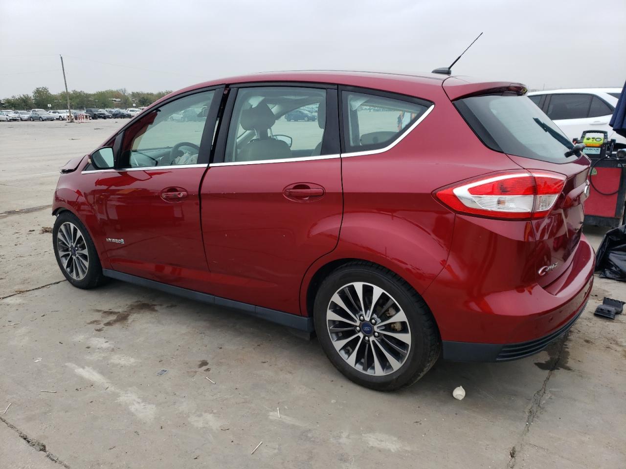 Image 2 of 2017 FORD C-MAX TITANIUM 2017 with VIN 1FADP5DU3HL103629