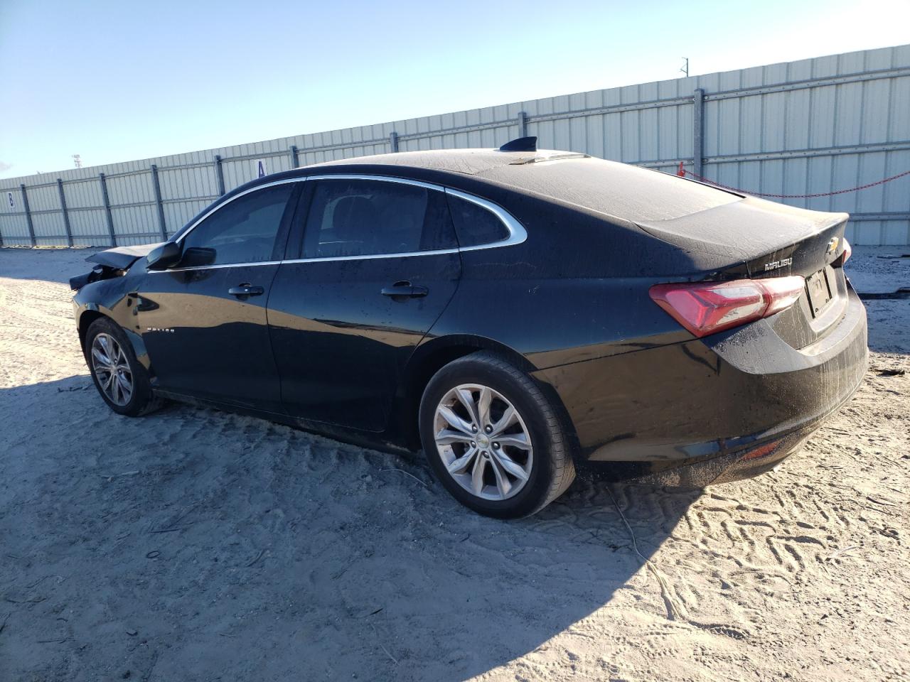 Изображение 2 2020 CHEVROLET MALIBU LT 2020 с VIN 1G1ZD5ST7LF070461