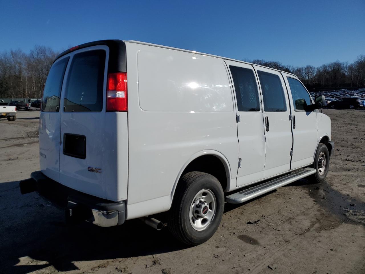 Image 3 of 2023 GMC SAVANA G2500 2023 with VIN 1GTW7AFP2P1147179