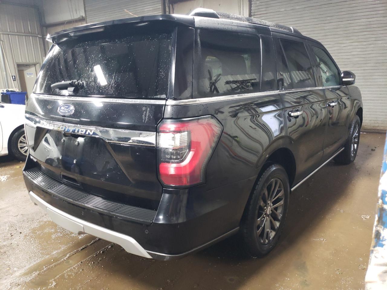 Image 3 of 2021 FORD EXPEDITION LIMITED 2021 with VIN 1FMJU2AT5MEA16924