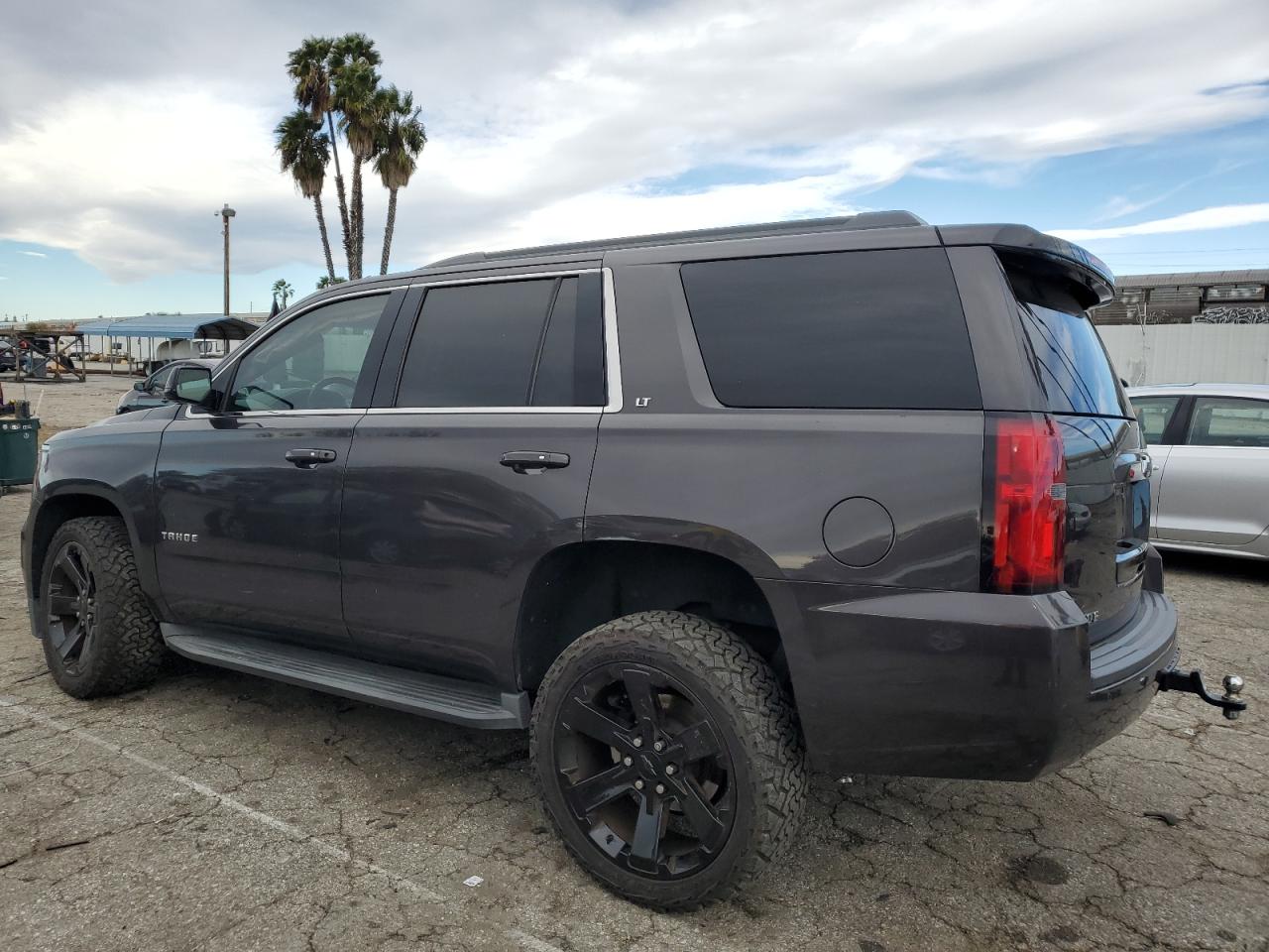 Image 2 of 2016 CHEVROLET TAHOE C1500 LT 2016 with VIN 1GNSCBKC2GR292699