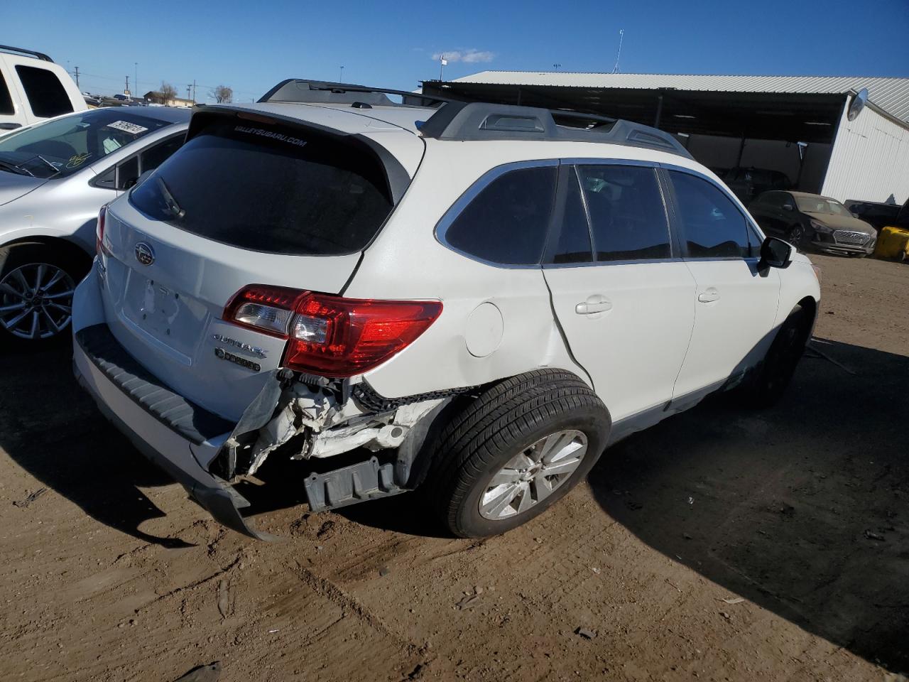 Obraz 3 z 2015 SUBARU OUTBACK 2.5I PREMIUM 2015 z VIN 4S4BSBCC5F3237638
