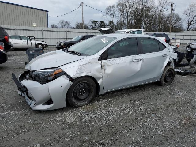 Image 1 of 2019 TOYOTA COROLLA L 2019 with VIN 2T1BURHE7KC196156