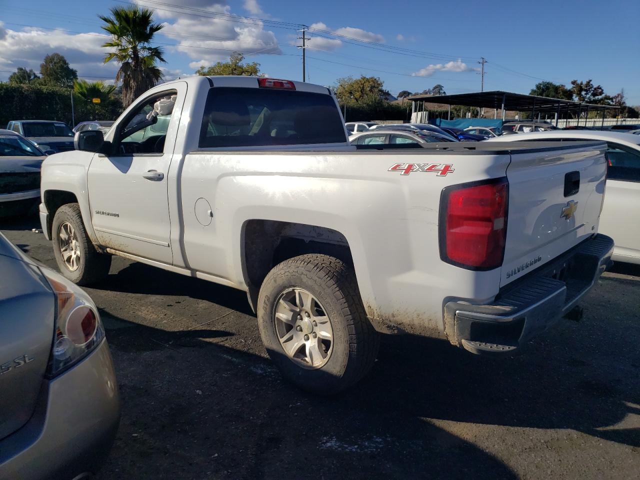 Image 2 of 2015 CHEVROLET SILVERADO K1500 LT 2015 with VIN 1GCNKREC0FZ158642