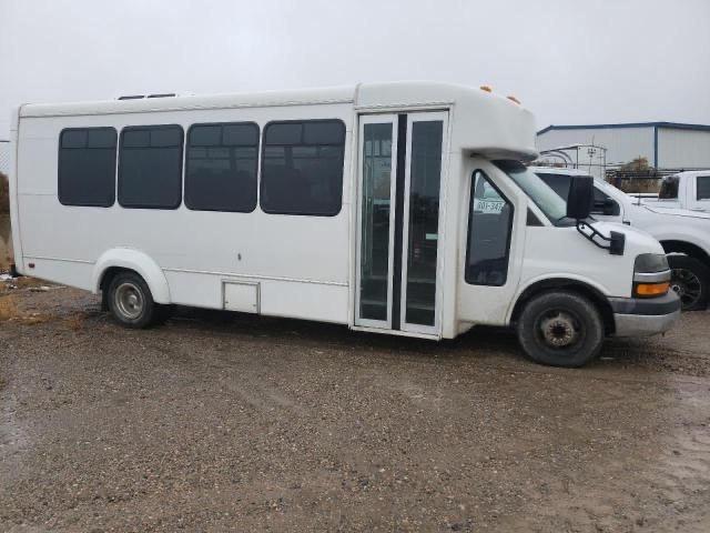 Изображение 2012 CHEVROLET EXPRESS G4500 BUS 2012