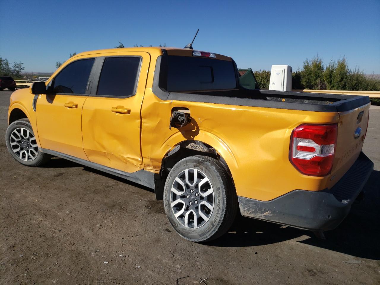 Image 2 of 2022 FORD MAVERICK XL 2022 with VIN 3FTTW8E31NRA24439